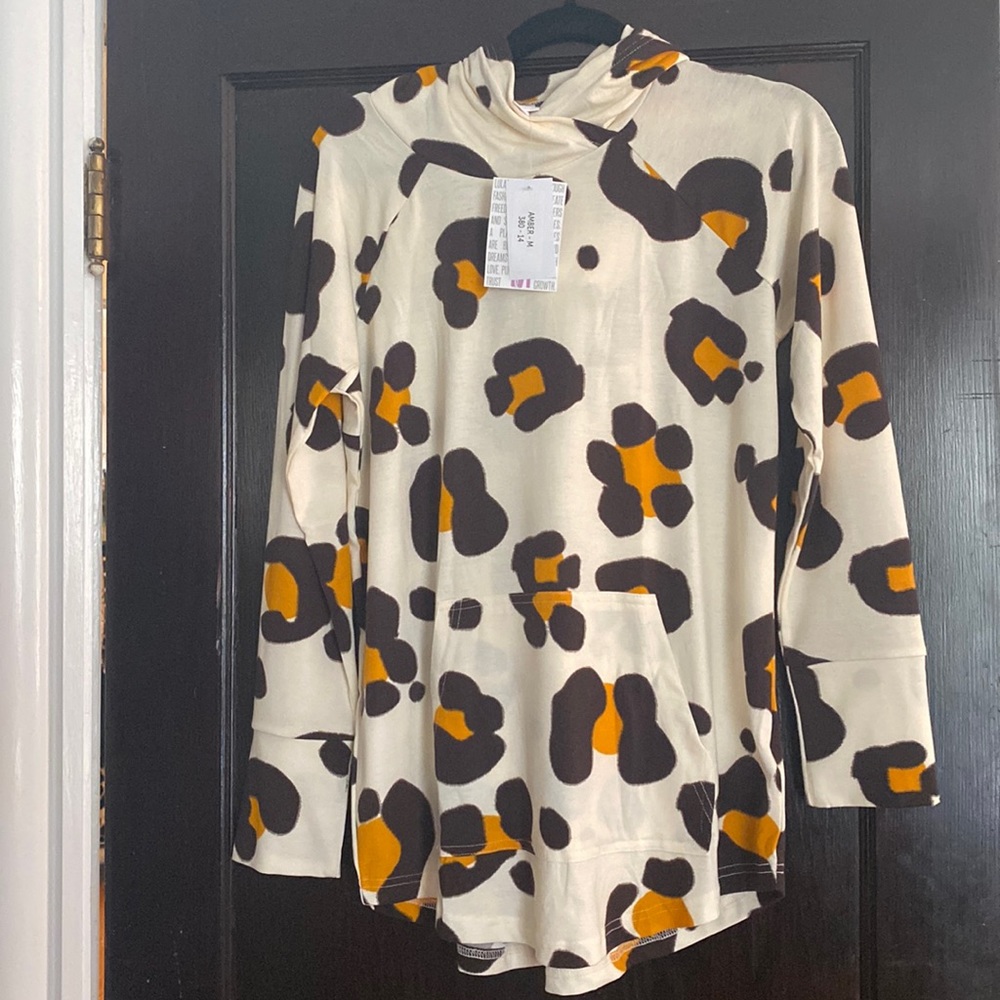Lularoe Amber animal print hoodie
